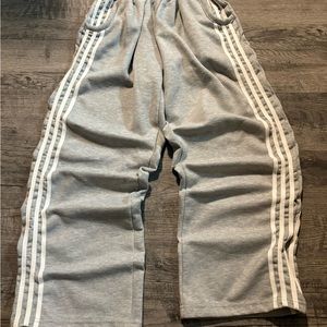 Dope grey sweat pants with white lines down